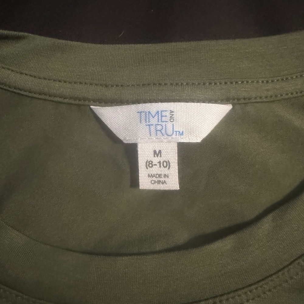 New without tags. Size medium